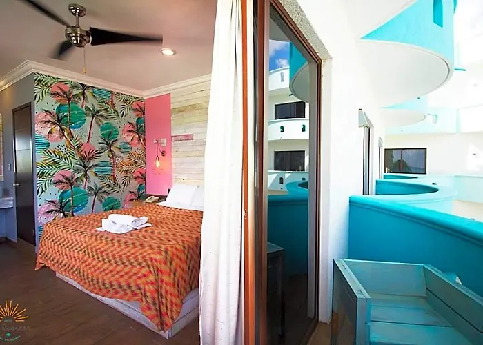 Riviera Hotel 4*